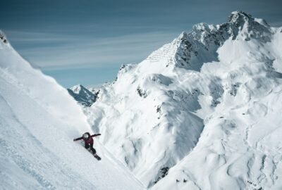 Powder, Peaks and Proper Comfort: A Rider’s Guide to Snowboarding in Austria