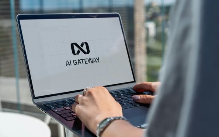AI Assistants at Work: Simplifying Jobs, Reshaping Business