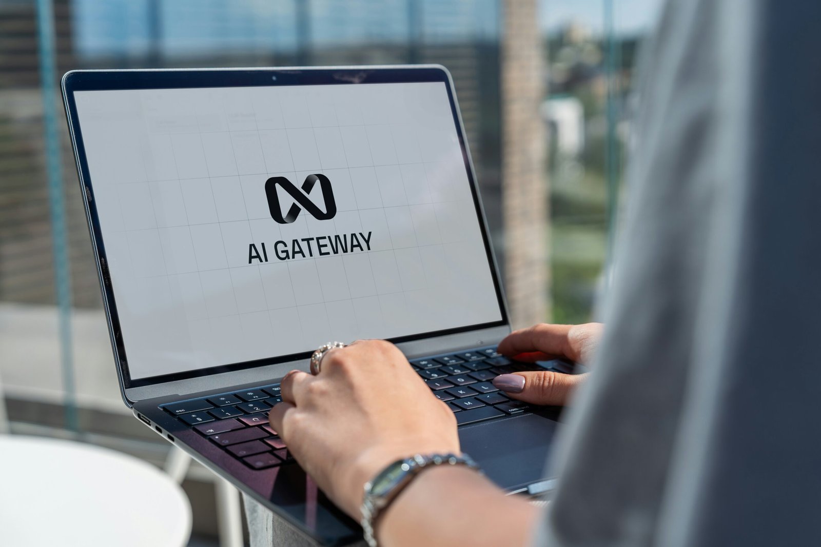 AI Assistants at Work: Simplifying Jobs, Reshaping Business